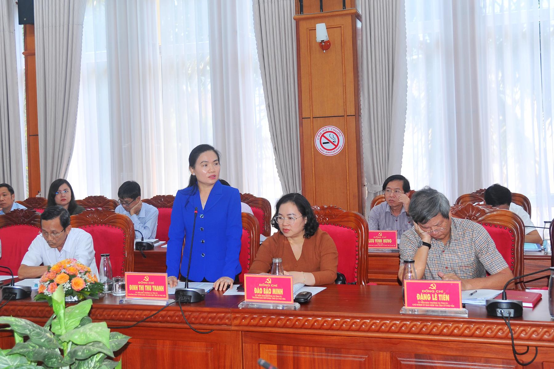 Đồng chí Đinh Thị Thu Thanh, Ủy viên Ban Thường vụ, Trưởng ban Tuyên giáo và Dân vận Tỉnh ủy Phú Yên phát biểu tại buổi làm việc. Ảnh: ANH NGỌC